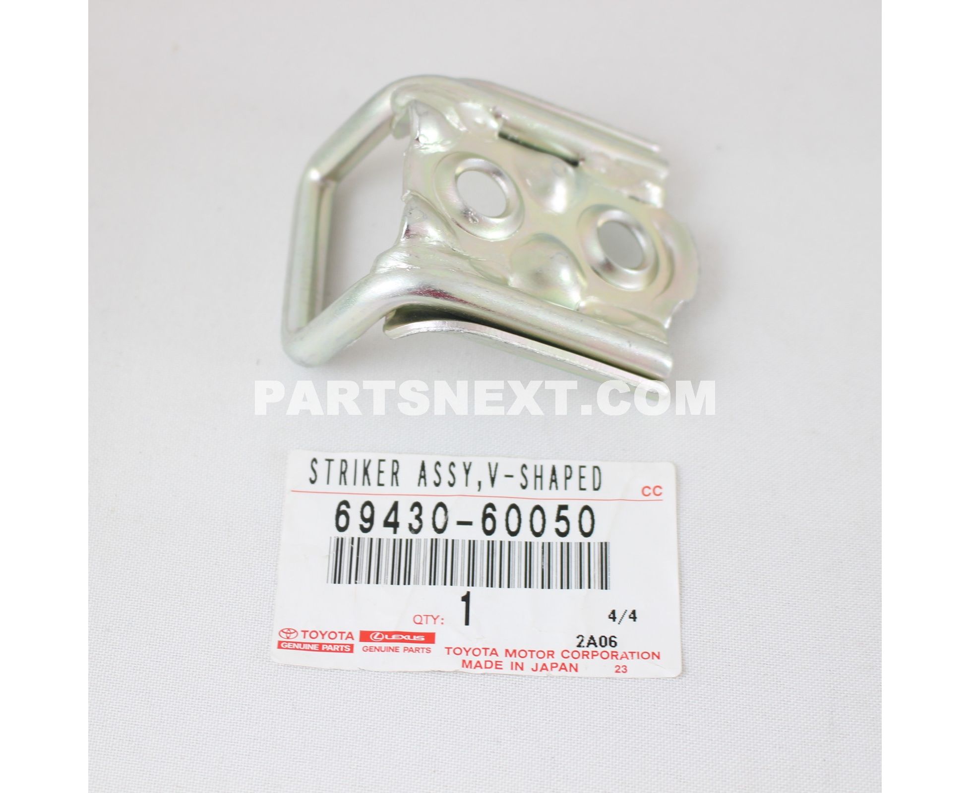 Toyota :: 69430-60050 STRIKER ASSY, BACK DOOR LOWER LOCK
