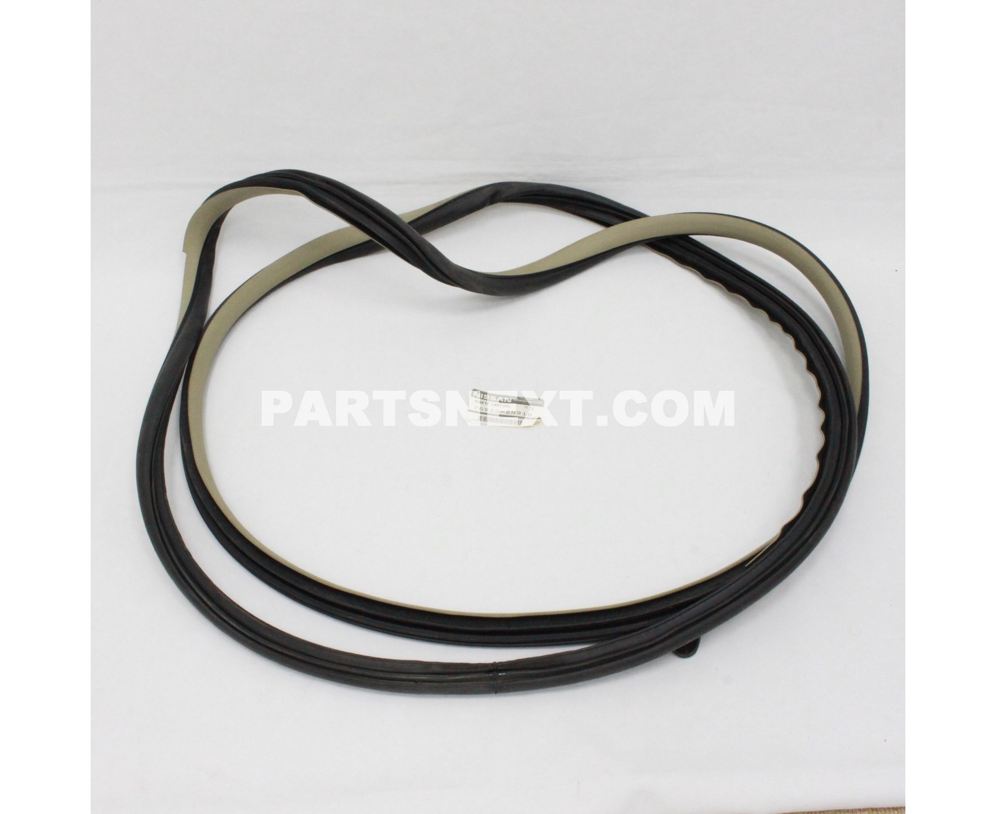 Nissan :: 76922-ZN91B WELT BODY SIDE_L