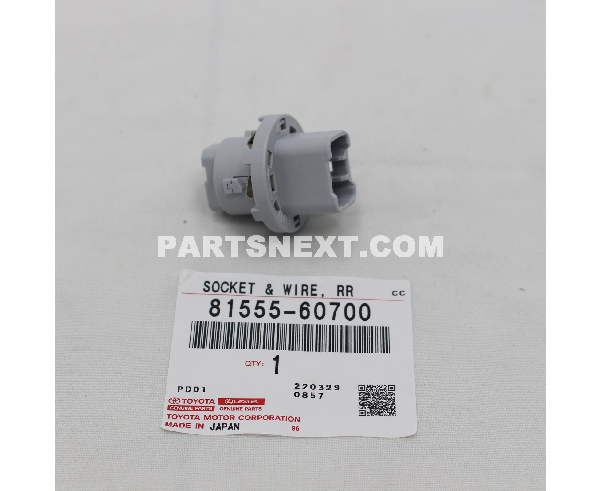 Toyota :: 81555-60700 SOCKET PLUG, NO.2