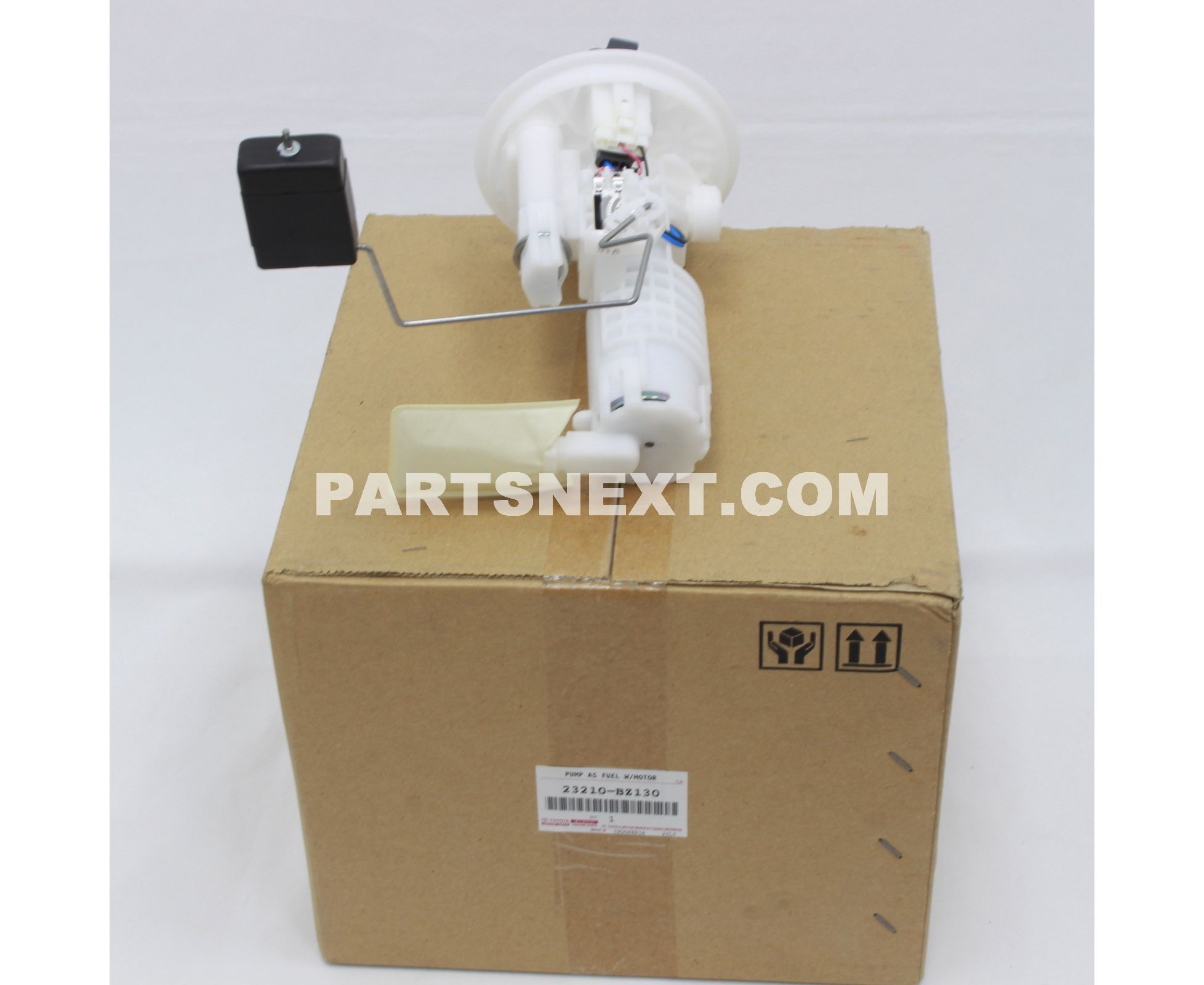 ほ 出品 1120231030 Genuine Toyota COVER SUB-ASSY, CYLINDER HEAD, LH
