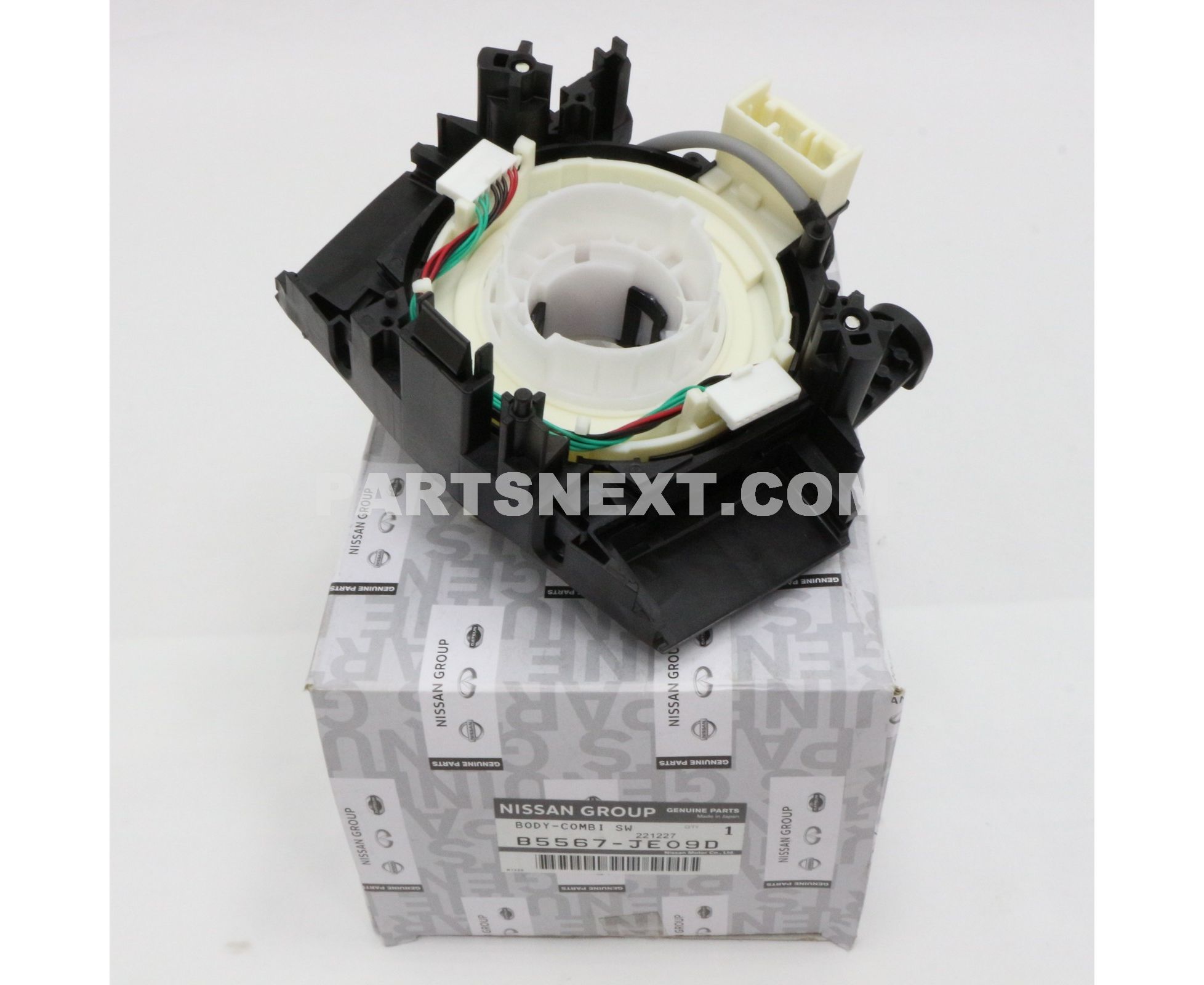 Nissan :: B5567-JE09D BODY COMBI SW