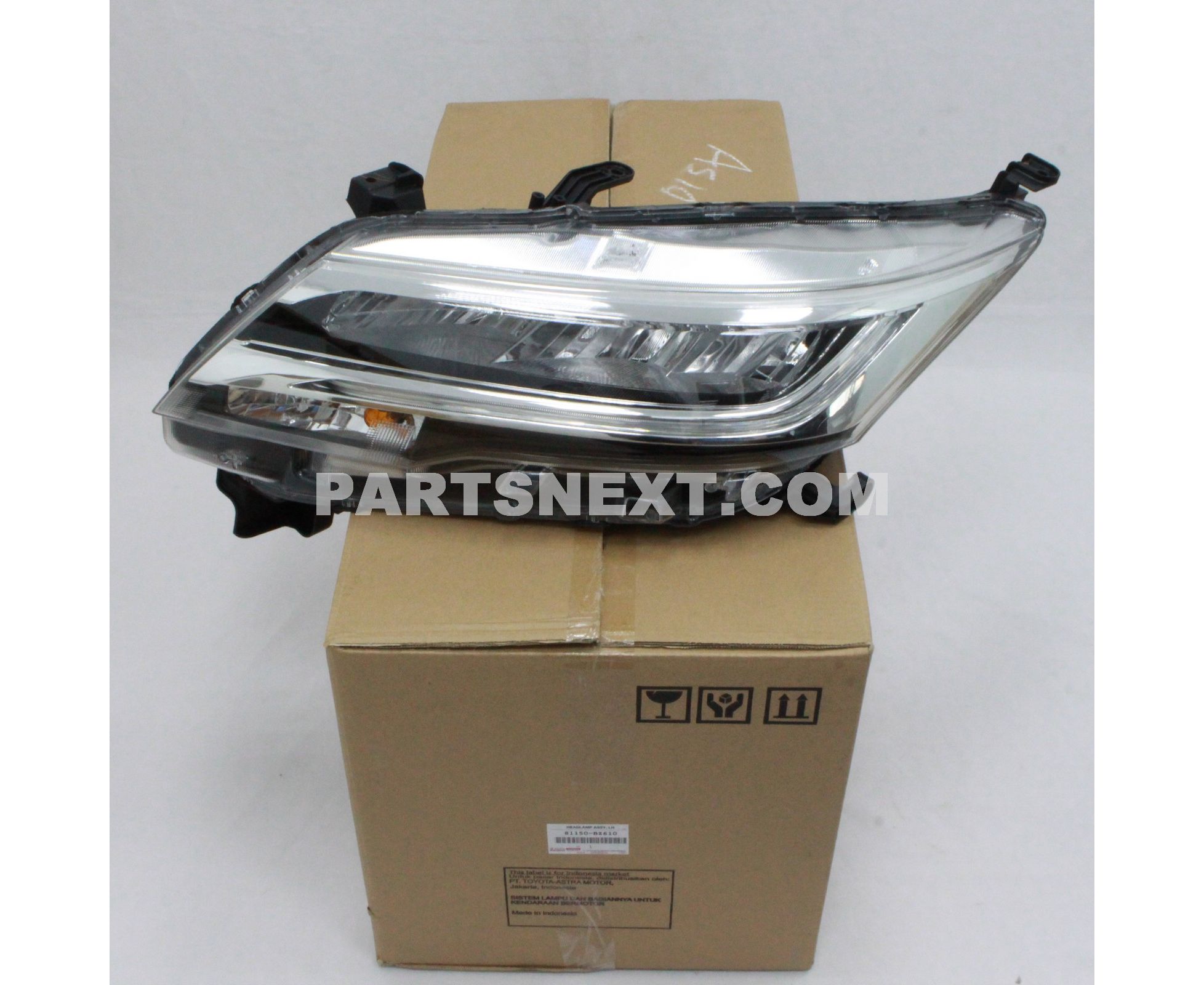 Toyota :: 81150-BZ610 HEADLAMP ASSY LH