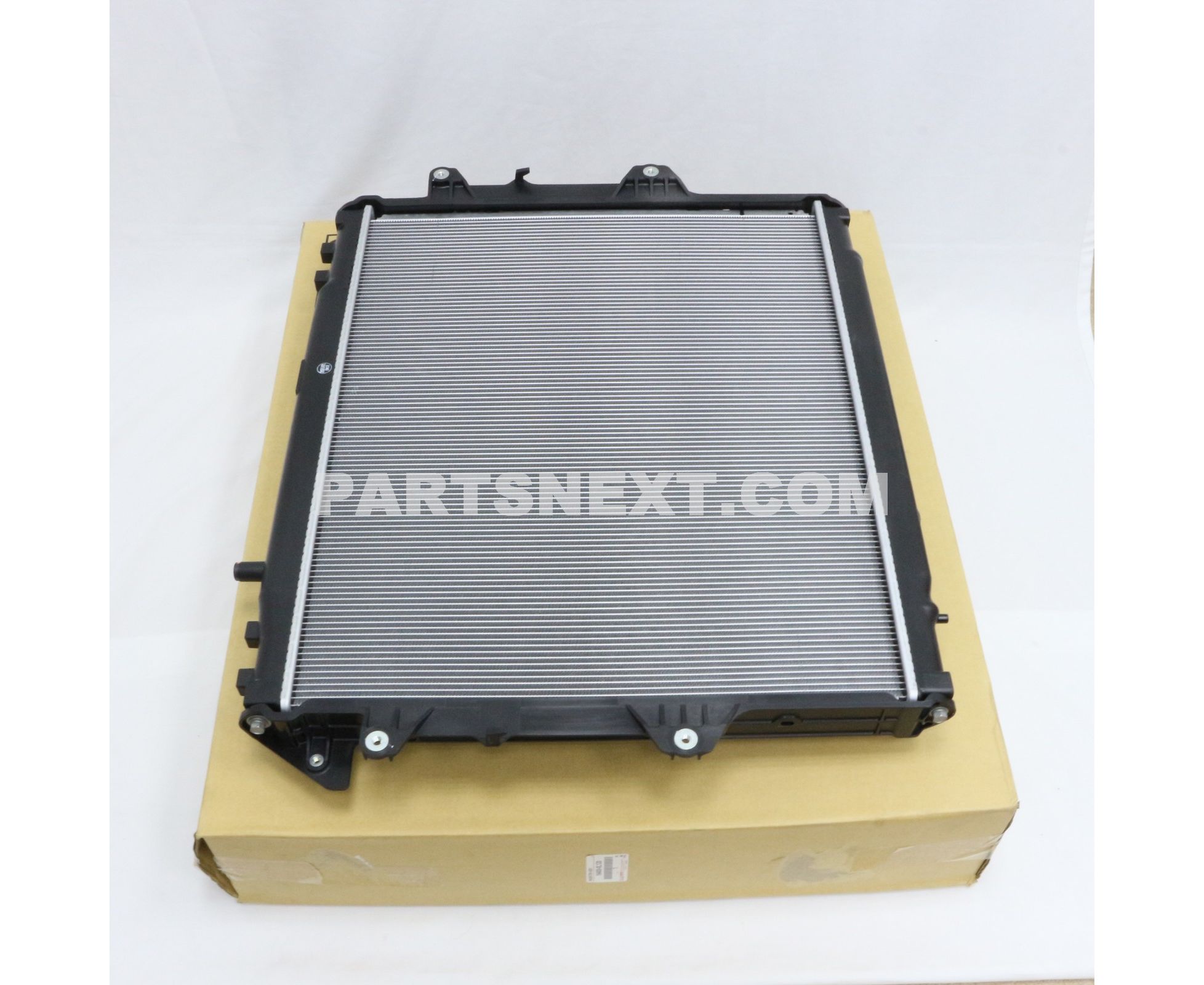 7ep● / RADIATOR -36MM 1640075471 | MAXPART Parts | PartSouq