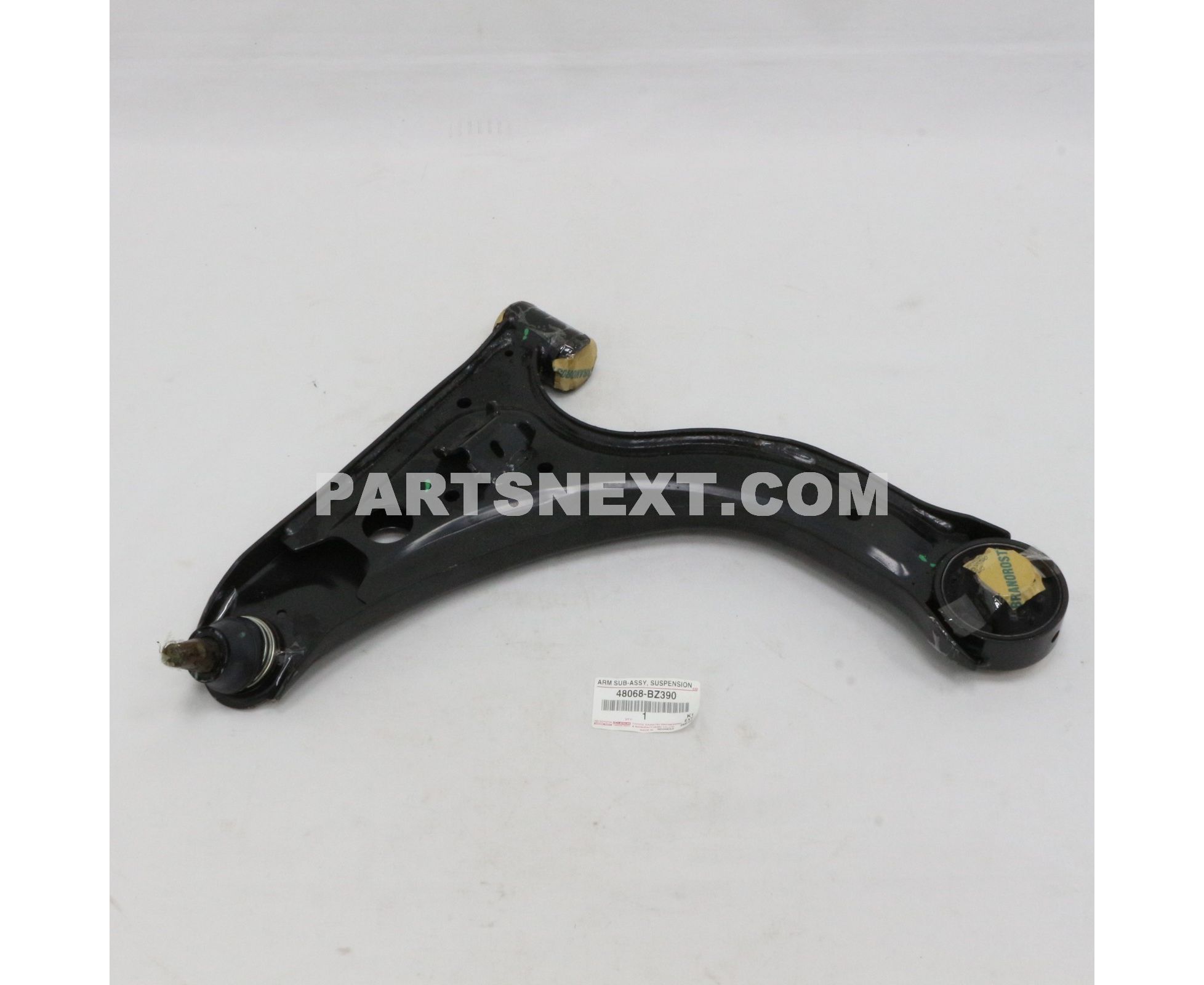 Toyota :: 48068-BZ390 ARM SUB-ASSY SUSPEN