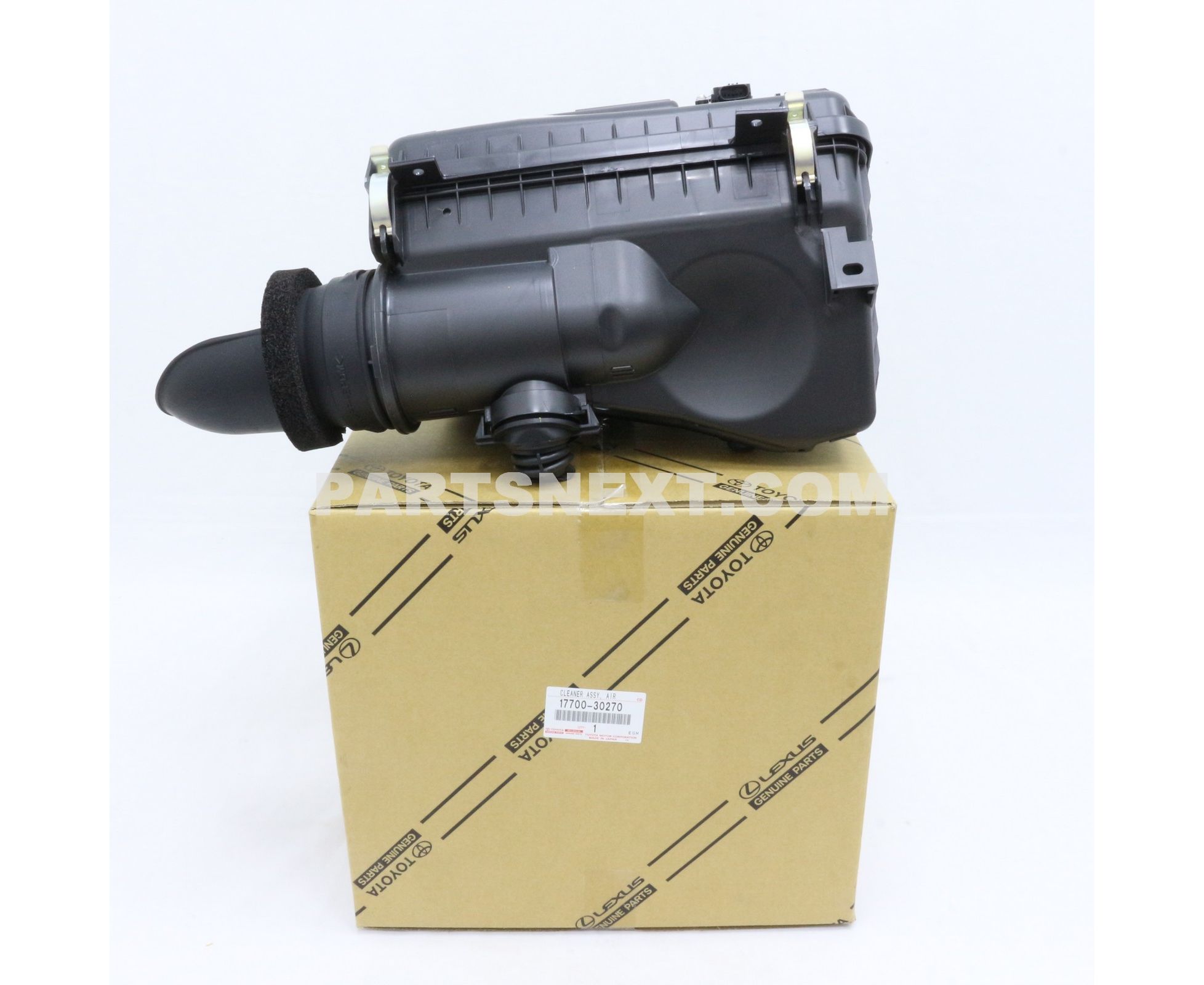 Toyota :: 17700-30270 CLEANER ASSY, AIR