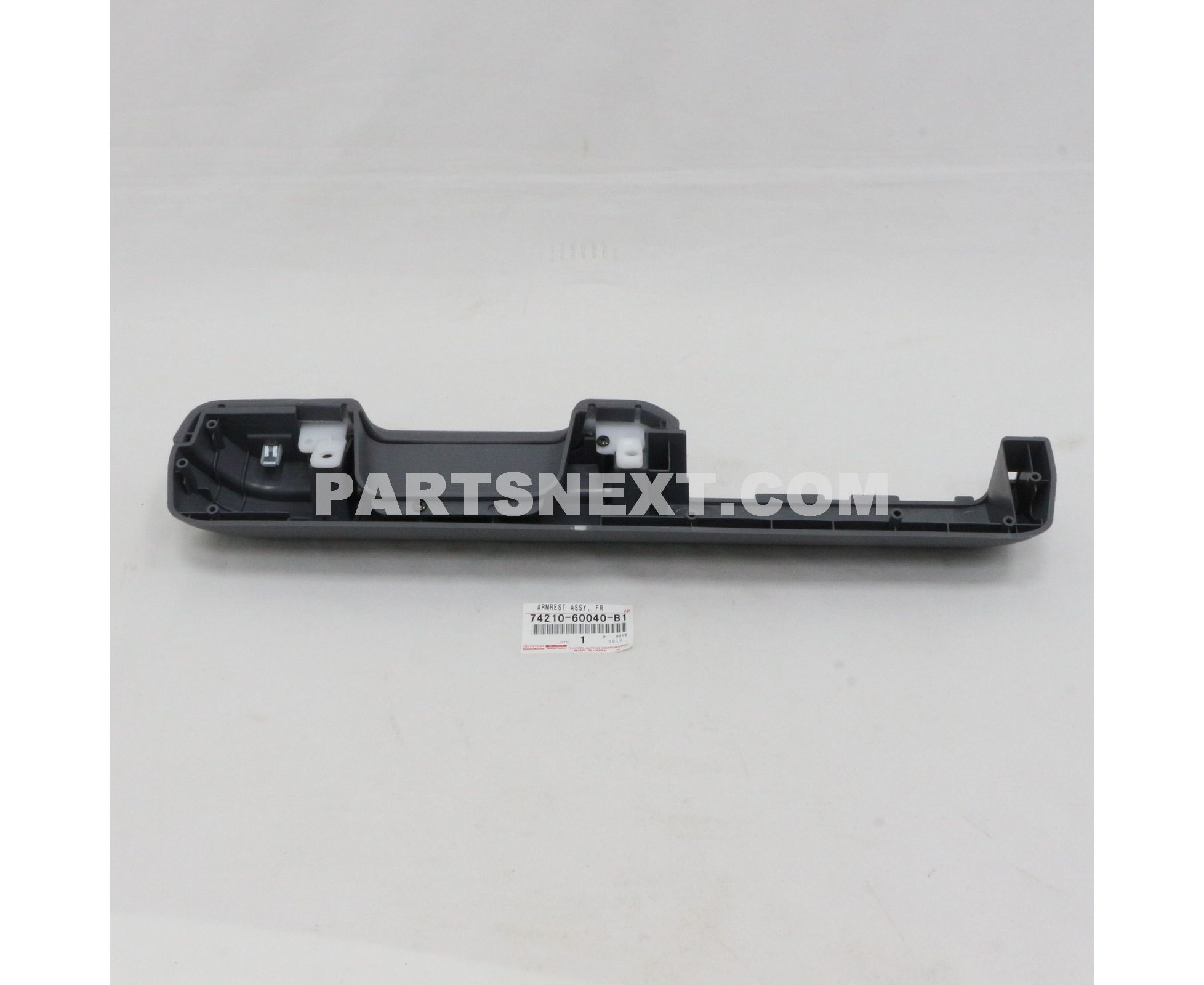 Toyota :: 74210-60040-B1 ARMREST ASSY, FRONT, RH