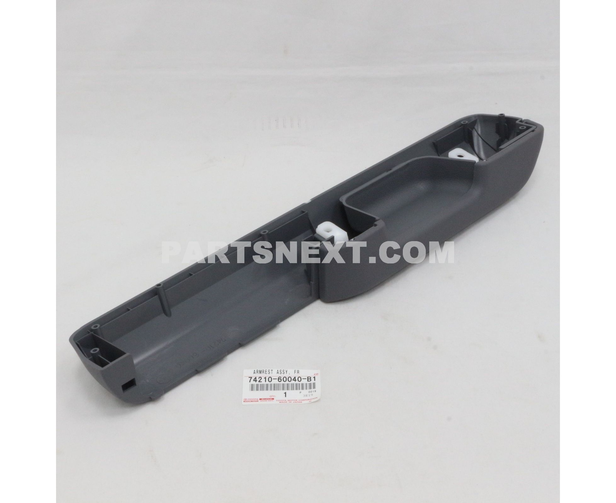 Toyota :: 74210-60040-B1 ARMREST ASSY, FRONT, RH