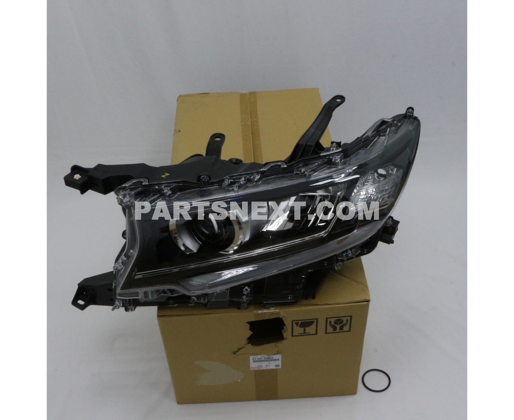 Toyota :: 81185-60N20 UNIT, HEADLAMP