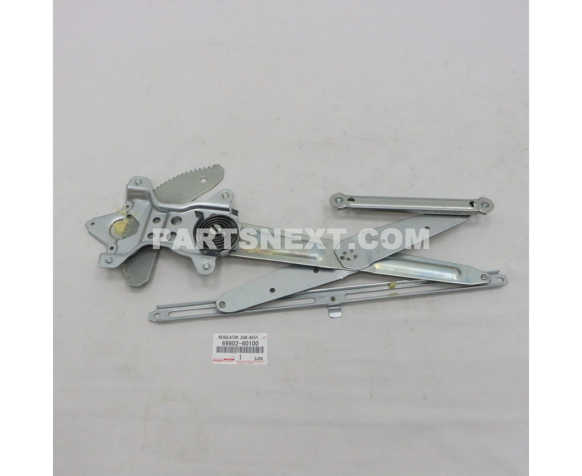 Toyota :: 69802-60100 REGULATOR SUB-ASSY