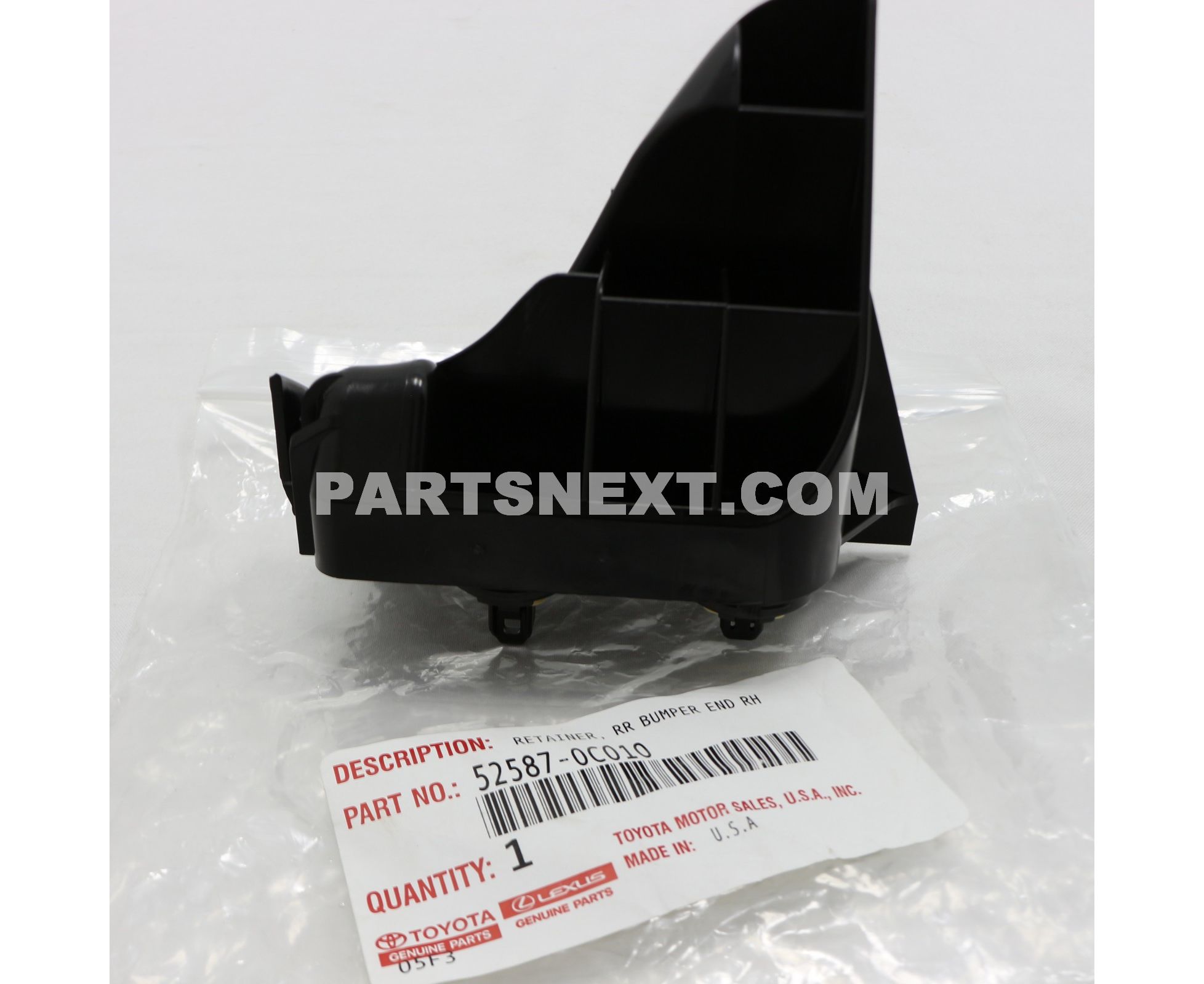 Toyota :: 52587-0C010 RETAINER, REAR BUMPER END, RH