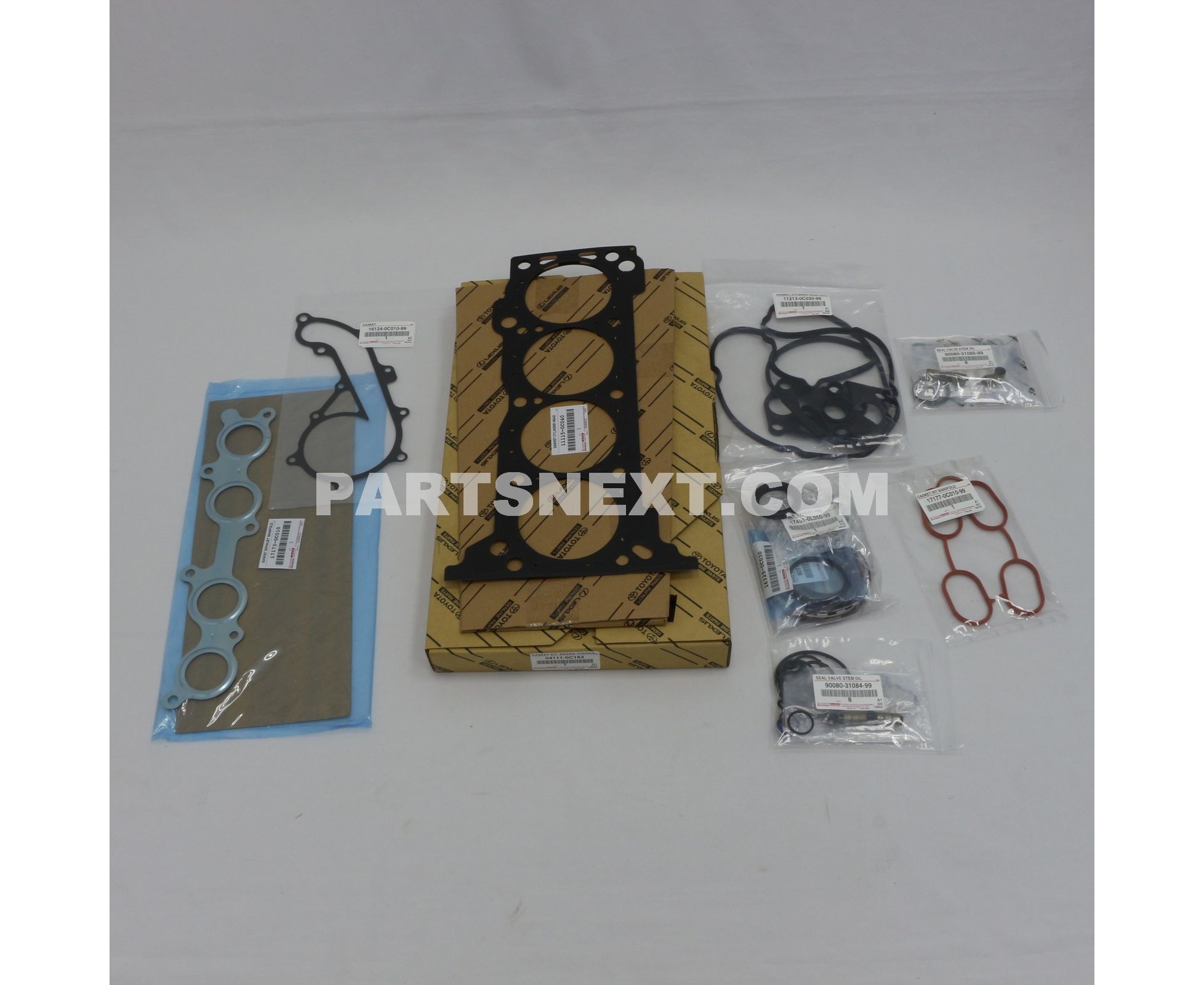 Toyota :: 04111-0C162 GASKET KIT ENGINE O