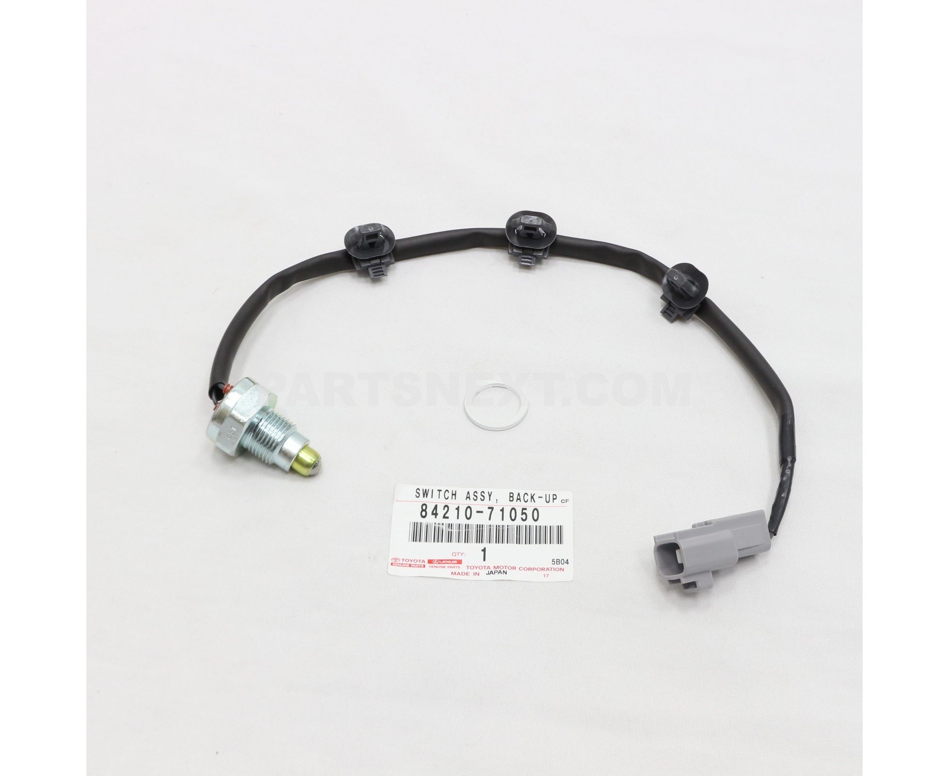 Toyota :: 84210-71050 SWITCH ASSY BACK-UP