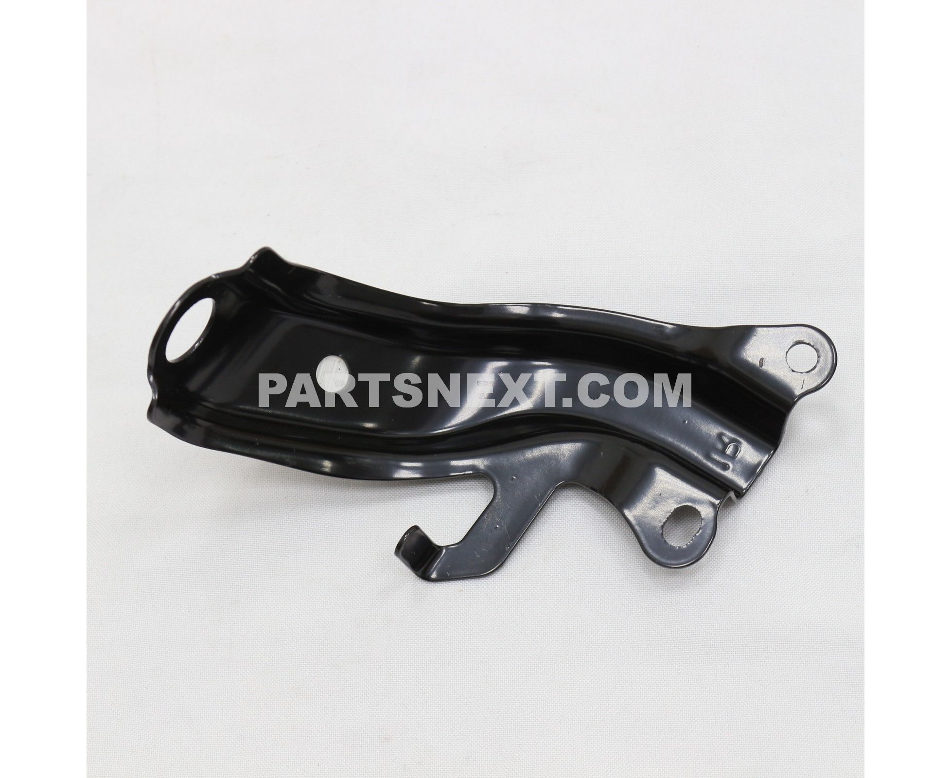 Toyota :: 75865-60010 RETAINER, ROCKER PANEL MOULDING, NO.2