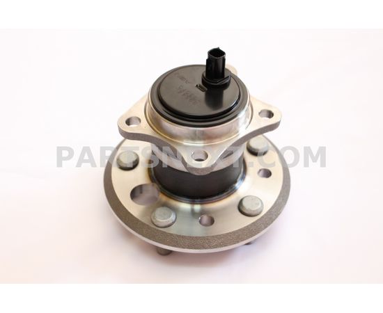 Toyota 42460-33010 HUB & BEARING ASSY, REAR AXLE, LH OEM Original Genuine 4246033010