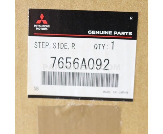 Mitsubishi 7656A092 STEP,SIDE,RH OEM Original Genuine 7656A092